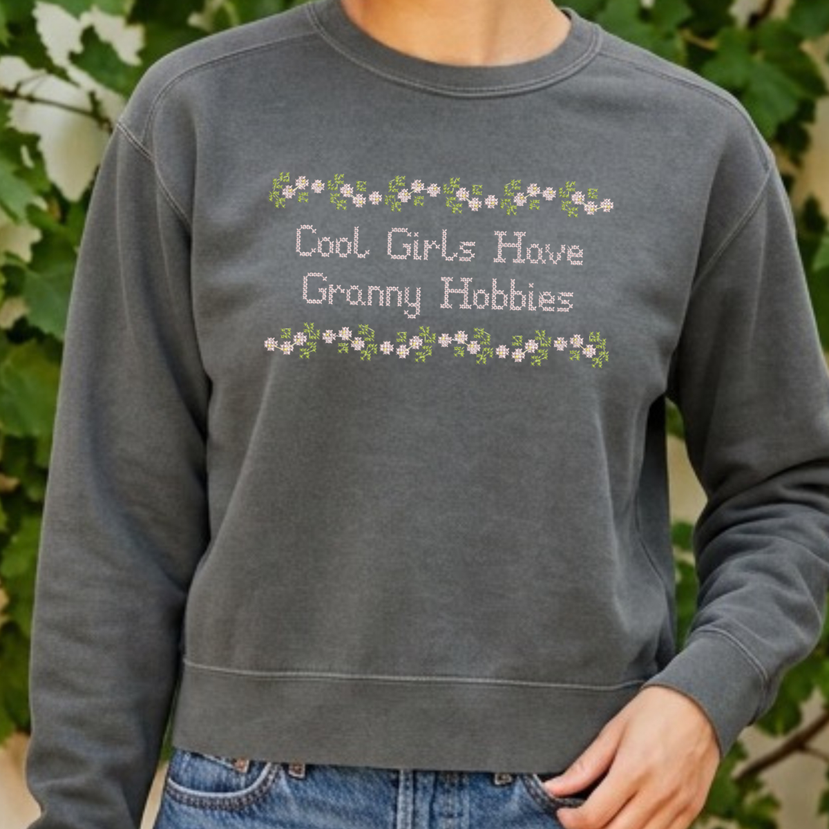 Granny Hobbies – Embroidered Women's Cut Sweatshirt